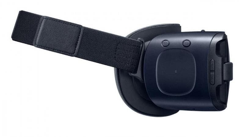 Samsung R323 Gear VR - Virtual Reality Headset